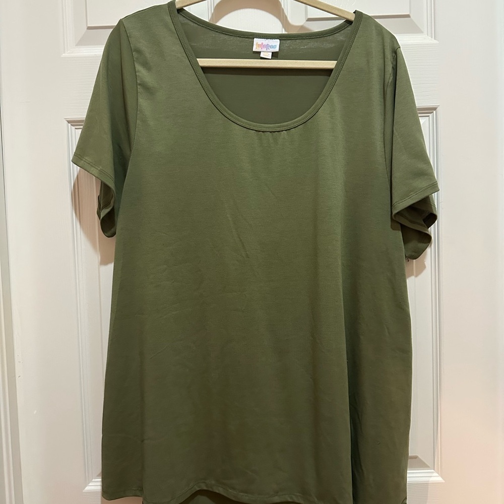 LuLaRoe Sage Green Short Sleeve Top